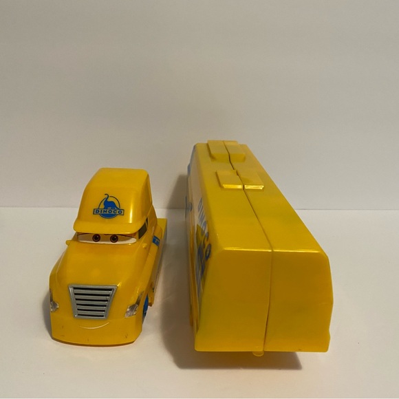 Disney Pixar Cars Cruz Ramirez Hauler Truck + Car Yellow Dinoco 51 Lot Vehicle - Picture 5 of 6
